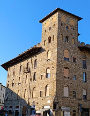 Florence castle apartment 2 bedrooms, 2 bathrooms
